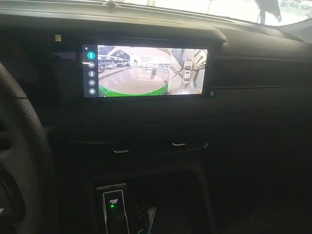 Roewe i5 2023 1.5L CVT Premium Edition — миниатюра 13