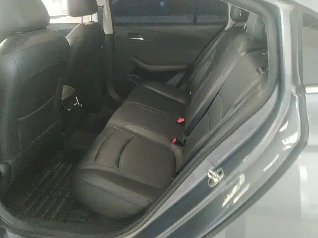 Roewe i5 2023 1.5L CVT Premium Edition — миниатюра 17