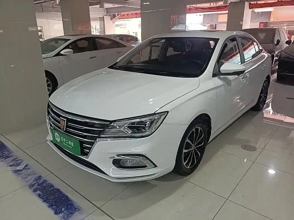 Roewe i5 2020 1.5L Automatic 4G Connected Leading Flagship Edition — миниатюра 2