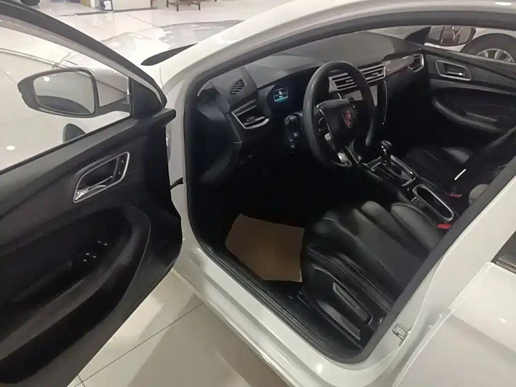 Roewe i5 2020 1.5L Automatic 4G Connected Leading Flagship Edition — миниатюра 16
