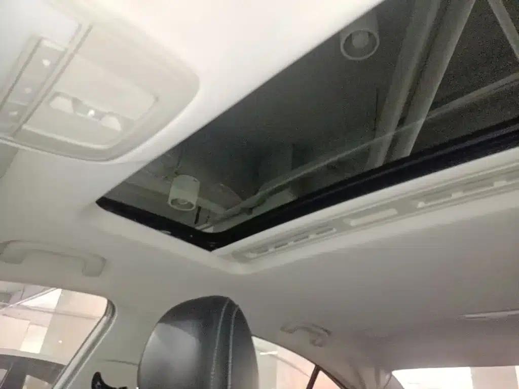 Roewe i5 2020 1.5L Automatic 4G Connected Leading Flagship Edition — миниатюра 18