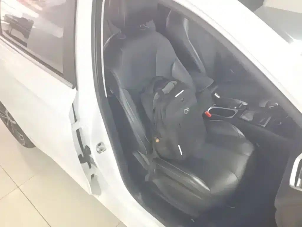 Roewe i5 2020 1.5L Automatic 4G Connected Leading Flagship Edition — миниатюра 25