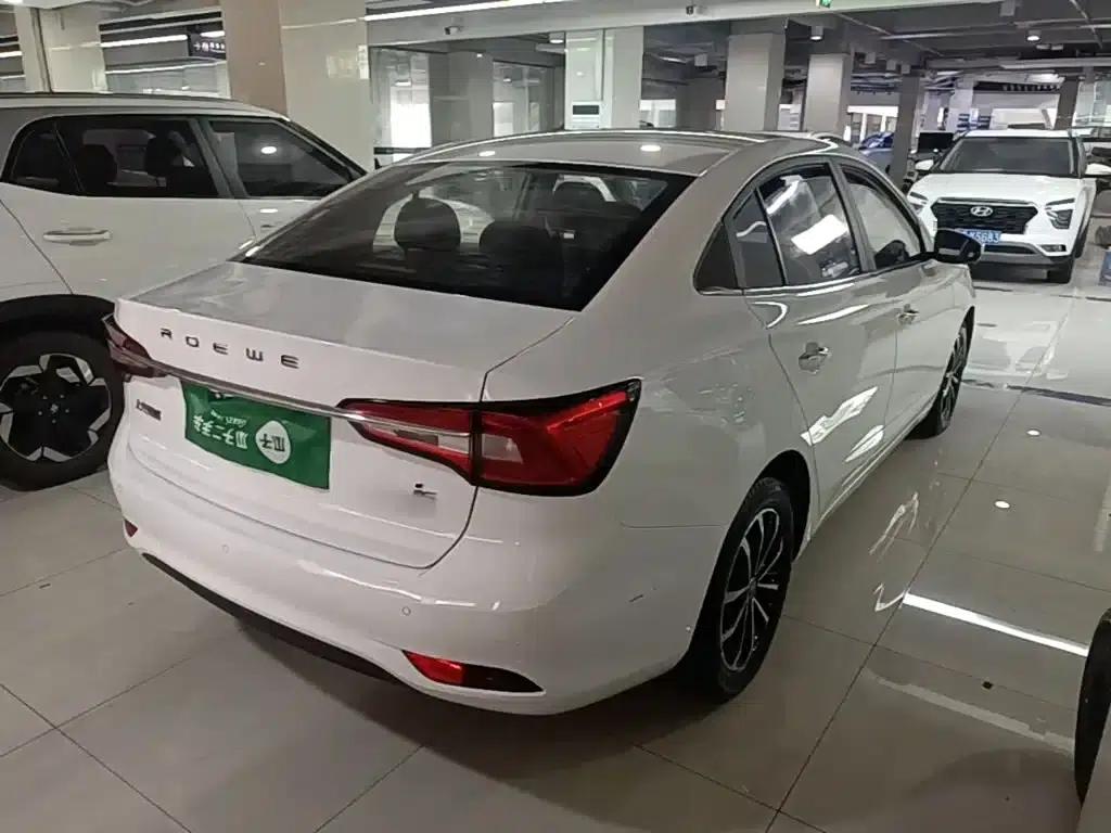 Roewe i5 2020 1.5L Automatic 4G Connected Leading Flagship Edition — миниатюра 7