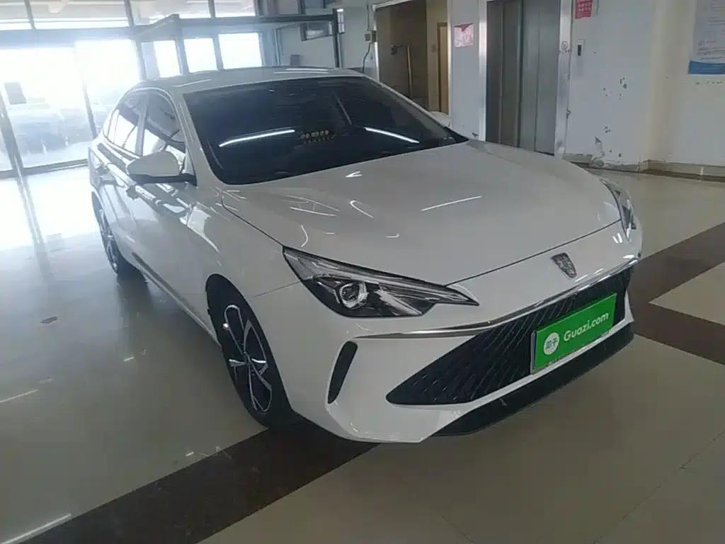 Roewe i5 2023 1.5L CVT Premium Edition — миниатюра 4