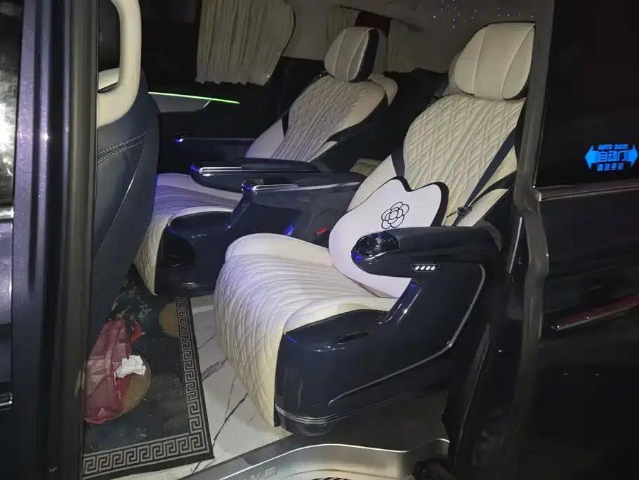 Roewe iMAX8 2022 400TGI Flagship Edition — миниатюра 11