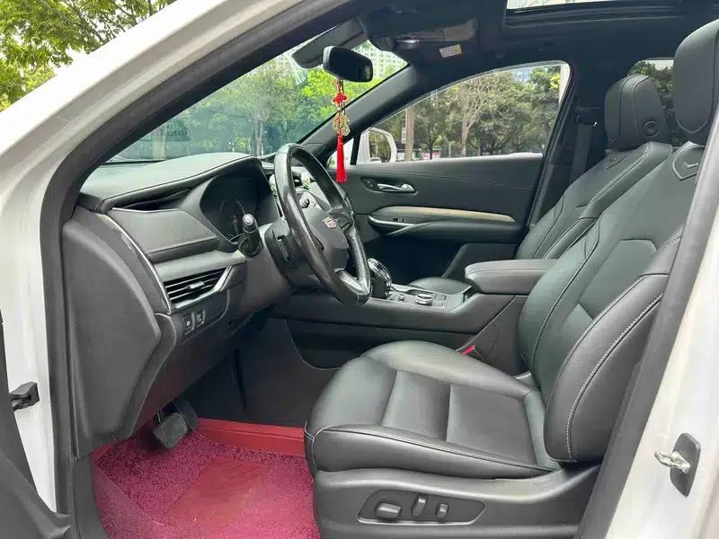 2018 Cadillac XT4 28T Two-Wheel Drive Premium Edition — миниатюра 7