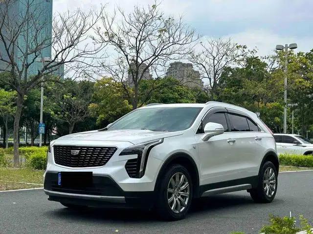 2018 Cadillac XT4 28T Two-Wheel Drive Premium Edition