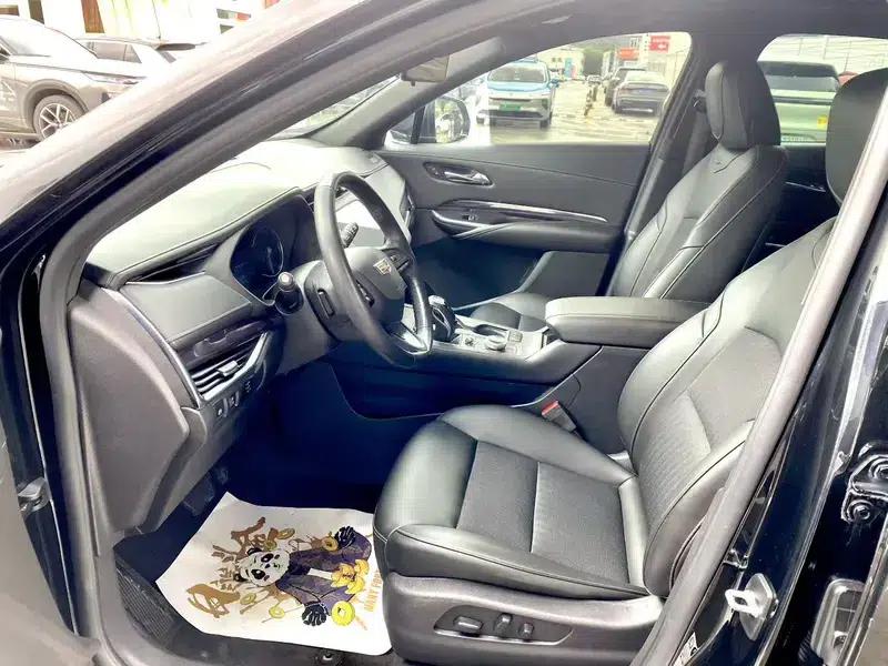 2018 Cadillac XT4 28T Two-Wheel Drive Technical Edition — миниатюра 8