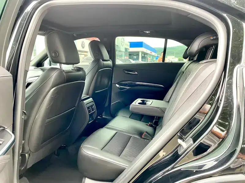 2018 Cadillac XT4 28T Two-Wheel Drive Technical Edition — миниатюра 9
