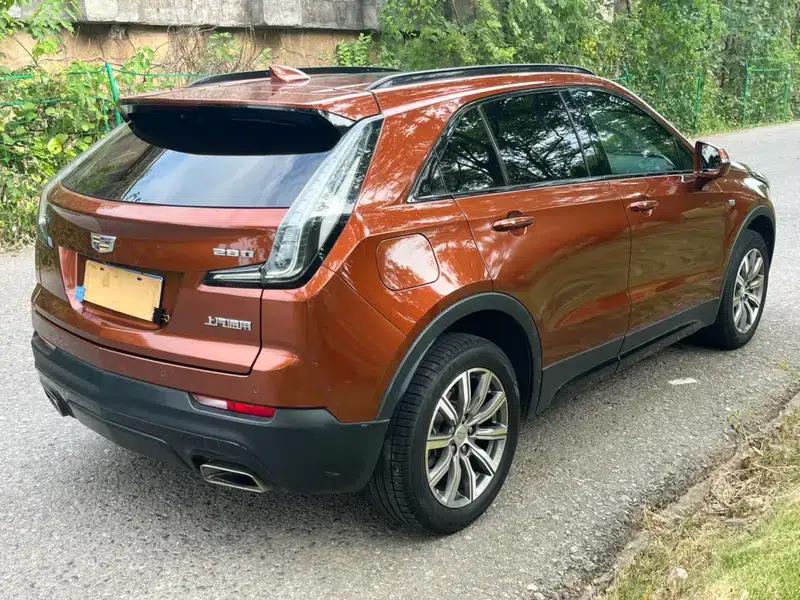 2018 Cadillac XT4 28T 2WD Luxury Sport — миниатюра 7