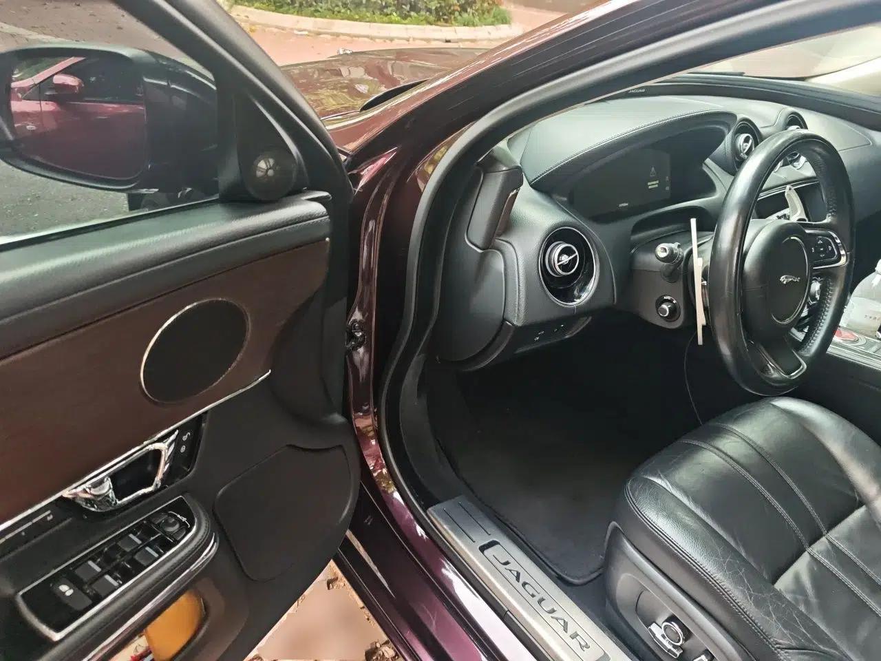 Jaguar XJ 2016 XJL 3.0 SC Two-Wheel-Drive Elegant Business Edition — миниатюра 16