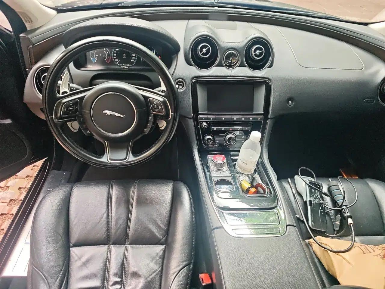 Jaguar XJ 2016 XJL 3.0 SC Two-Wheel-Drive Elegant Business Edition — миниатюра 9