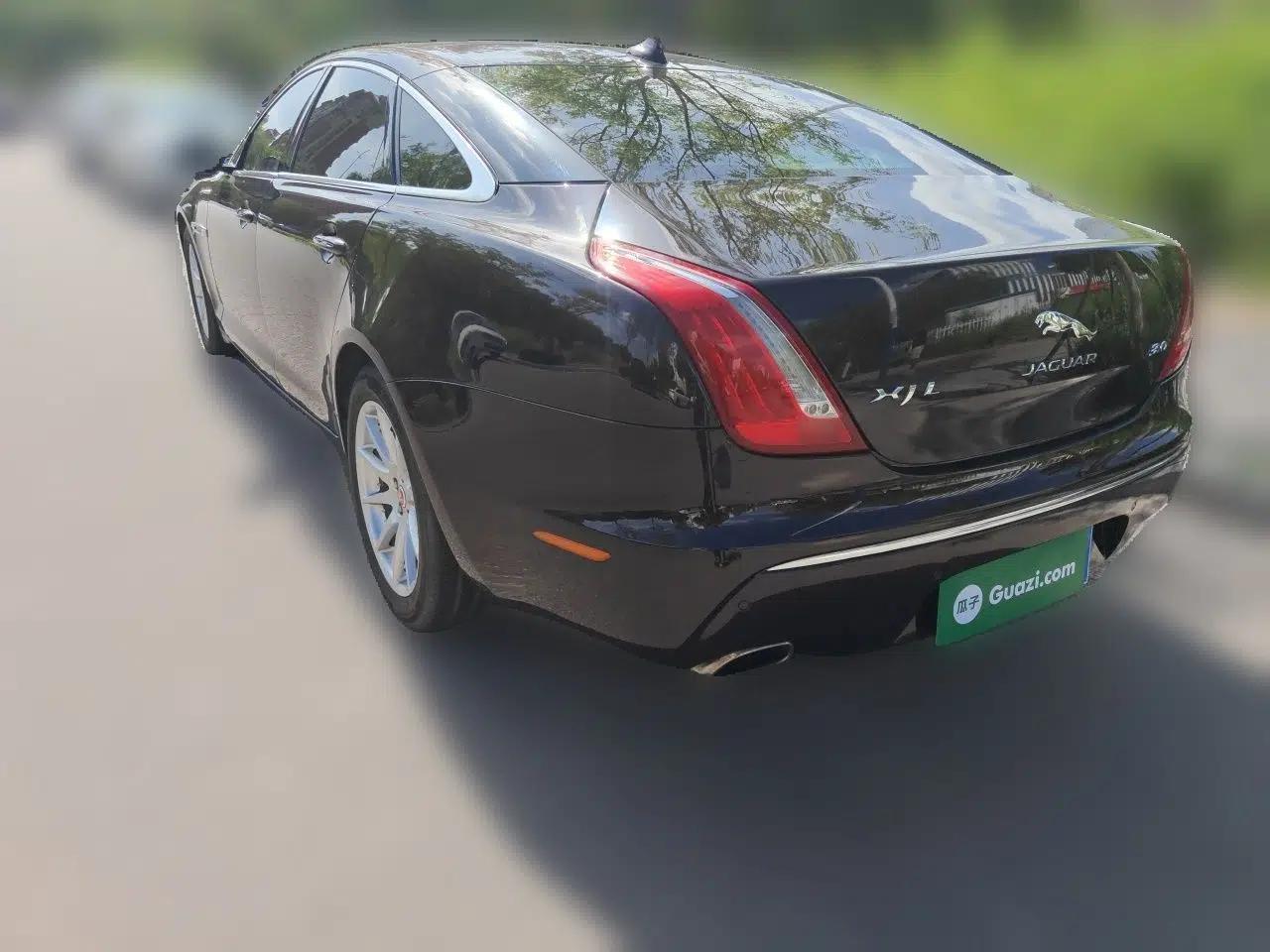 Jaguar XJ 2014 XJL 2.0T Two-Wheel-Drive Elegant Business Edition — миниатюра 4