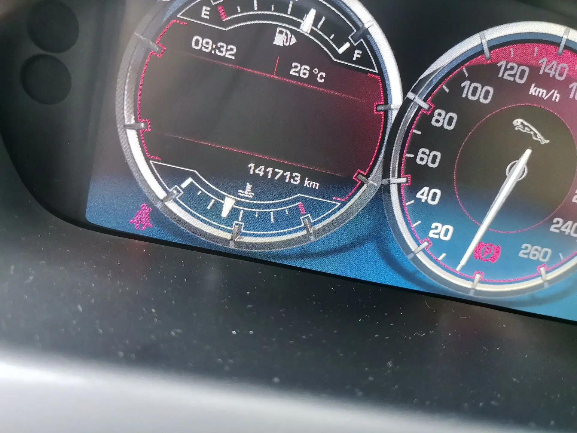Jaguar XJ 2014 XJL 2.0T Two-Wheel-Drive Elegant Business Edition — миниатюра 12