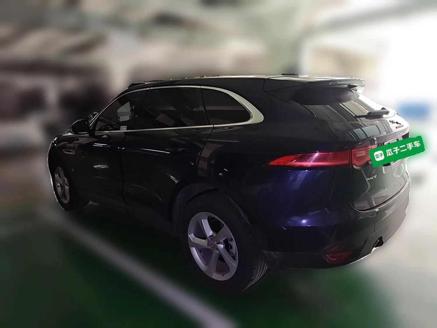 Jaguar F-PACE 2019 2.0T Four-Wheel Drive Urban Luxury Edition — миниатюра 4