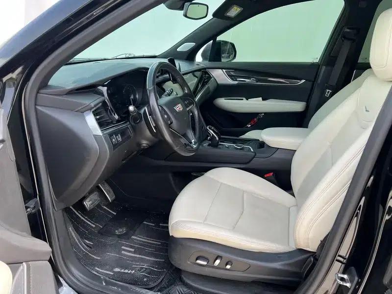 Cadillac XT6 2020 28T Six-Seat AWD Leading Sport — миниатюра 16