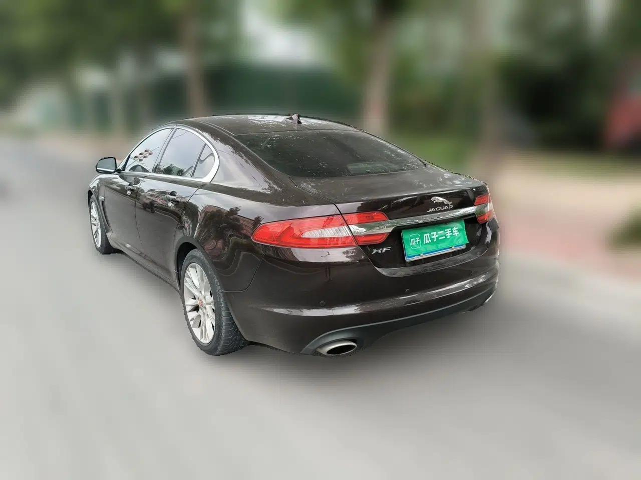 Jaguar XF 2015 XF 2.0T Luxury Edition — миниатюра 4