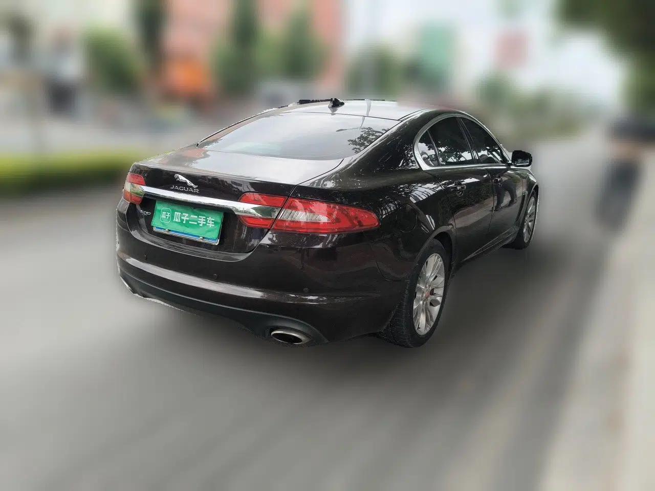 Jaguar XF 2015 XF 2.0T Luxury Edition — миниатюра 6