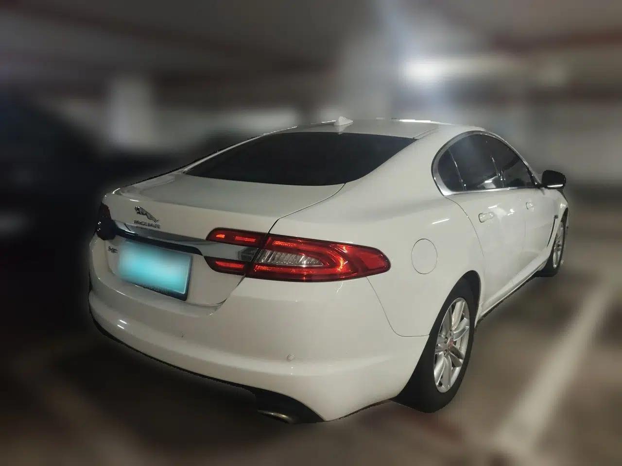 Jaguar XF 2014 XF 2.0T Prestige Edition — миниатюра 6