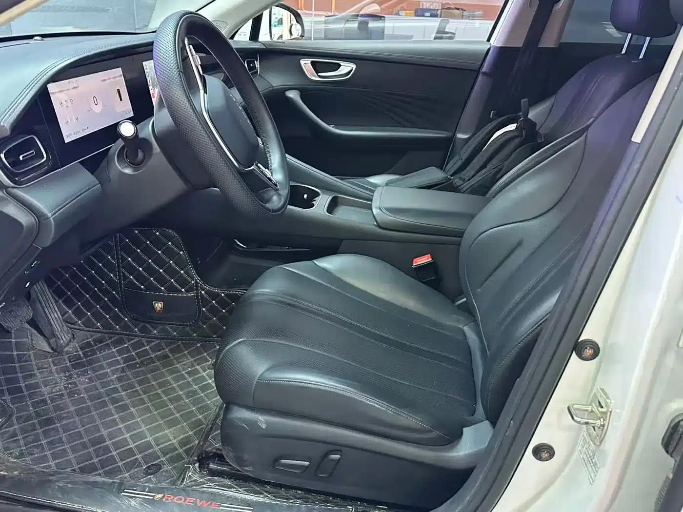 Roewe D7 2023 DMH 125km Super Edition — миниатюра 8