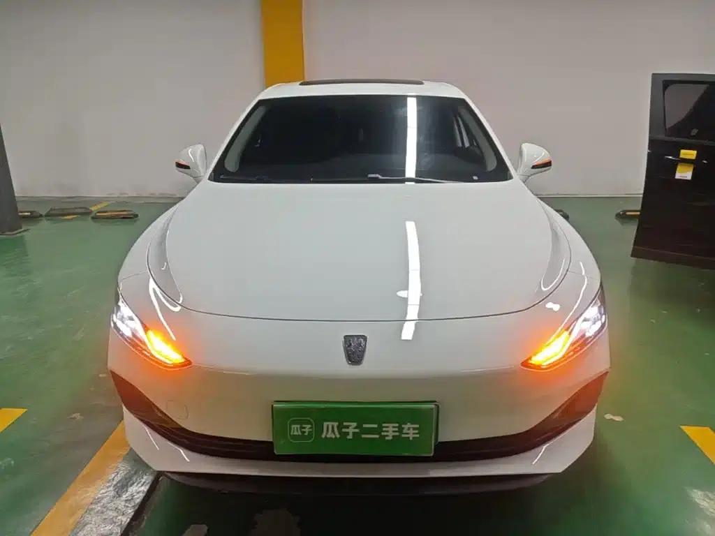 Roewe D7 2025 DMH 125km World Champion Edition — миниатюра 3