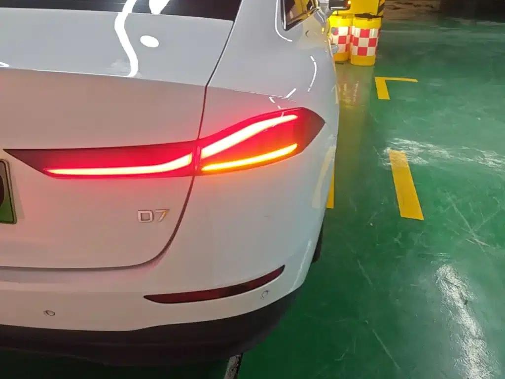 Roewe D7 2025 DMH 125km World Champion Edition — миниатюра 8