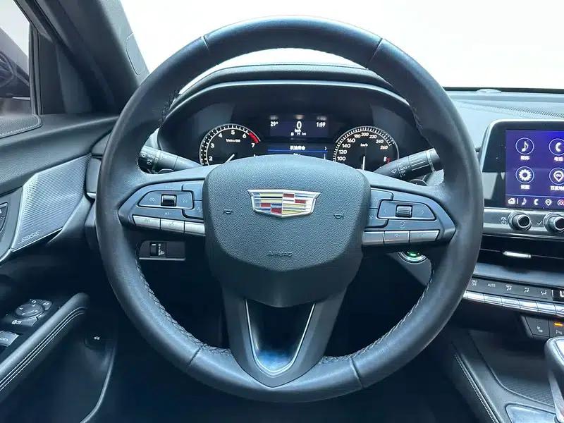 2021 Cadillac CT4 28T Luxury — миниатюра 16