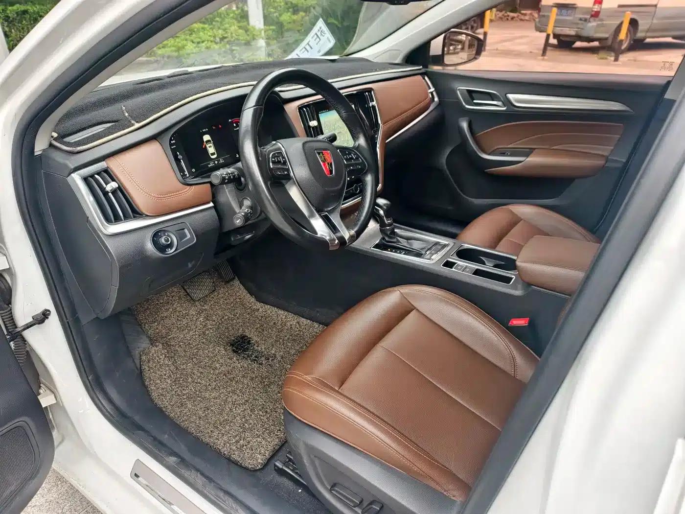 Roewe i6 Classic 2017 20T Automatic Internet Smart Supreme Edition — миниатюра 8