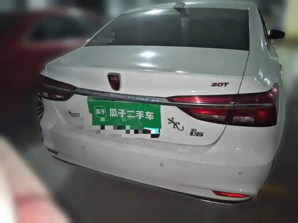 Roewe i6 Classic 2017 20T Automatic Internet Smart Edition — миниатюра 3