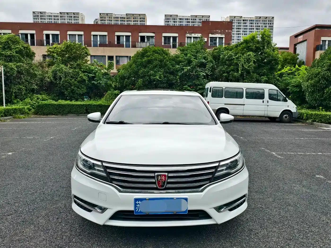 Roewe i6 Classic 2018 20T Automatic Internet Smart Edition — миниатюра 3