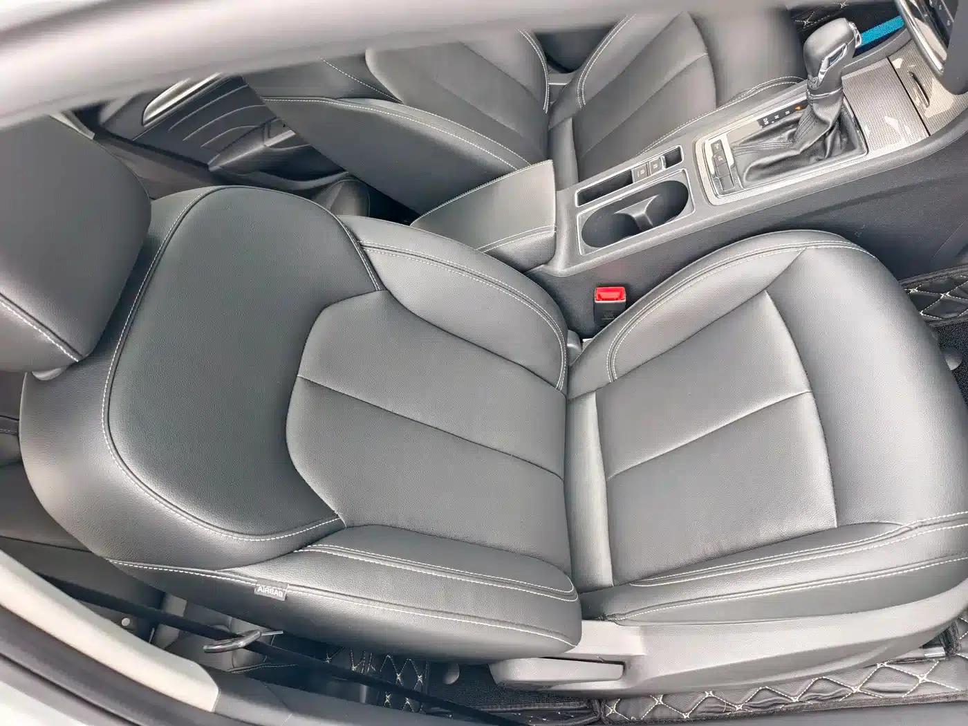 Roewe i6 Classic 2018 20T Automatic Internet Smart Edition — миниатюра 23
