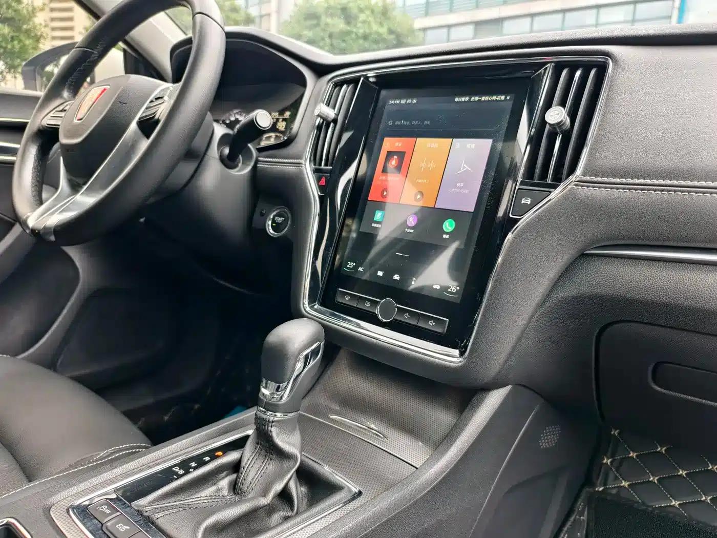 Roewe i6 Classic 2018 20T Automatic Internet Smart Edition — миниатюра 24