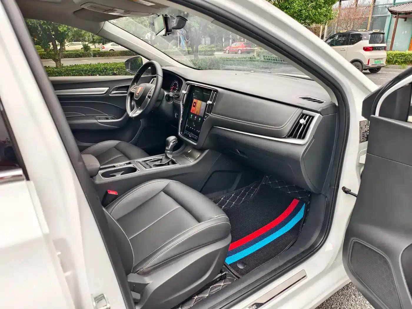 Roewe i6 Classic 2018 20T Automatic Internet Smart Edition — миниатюра 26