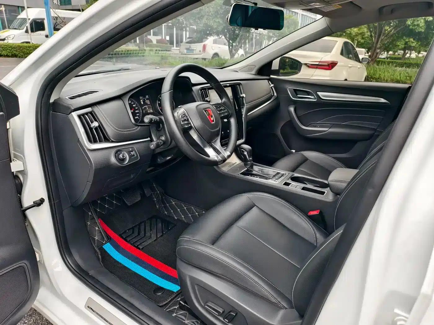 Roewe i6 Classic 2018 20T Automatic Internet Smart Edition — миниатюра 10