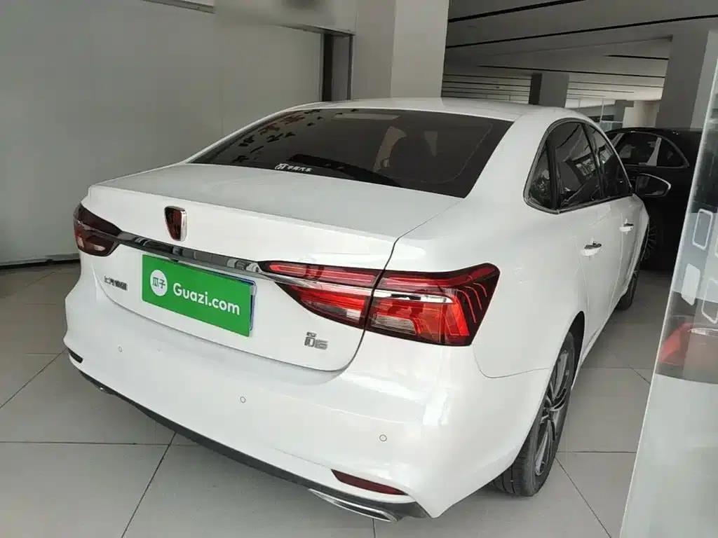 Roewe i6 Classic 2020 PLUS 1.6L CVT 4G Connected Glory Flagship Edition — миниатюра 7