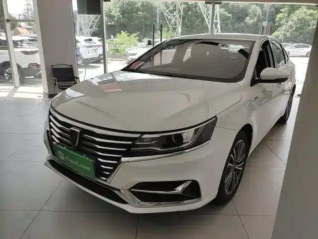 Roewe i6 Classic 2020 PLUS 1.6L CVT 4G Connected Glory Flagship Edition