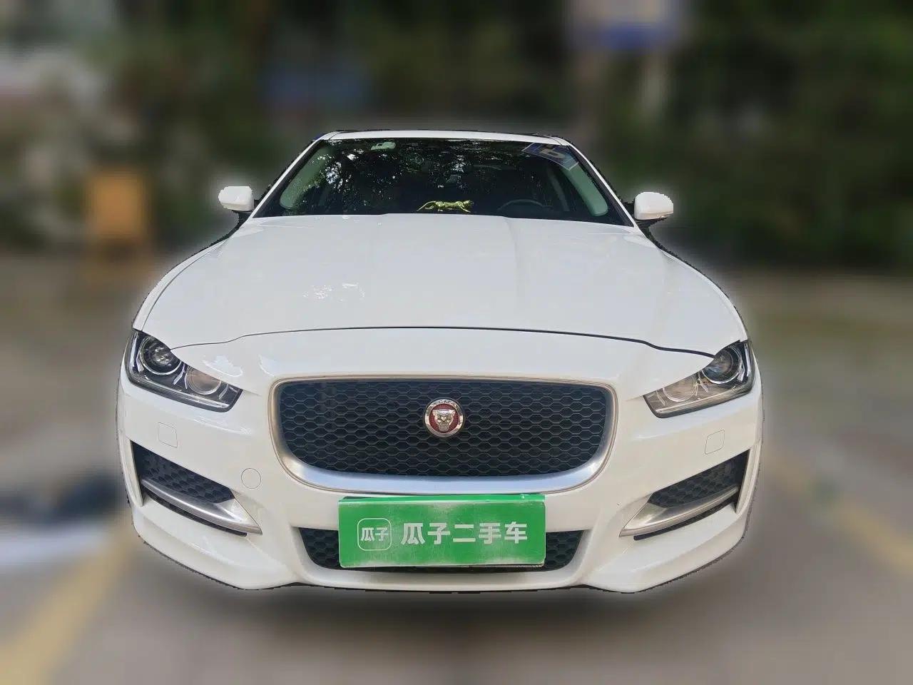 Jaguar XE 2017 2.0T 200 PS R-Sport — миниатюра 2