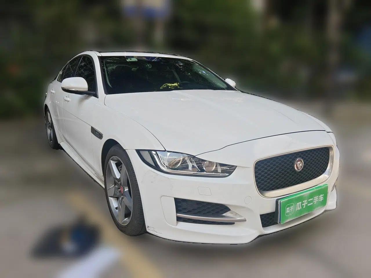 Jaguar XE 2017 2.0T 200 PS R-Sport — миниатюра 3