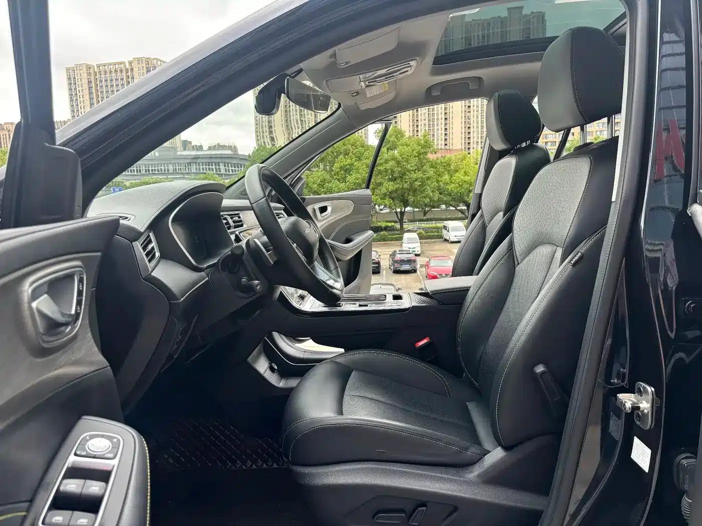 Roewe RX5 New Energy 2020 ePLUS National Trend Ronglin Luxury Edition — миниатюра 7