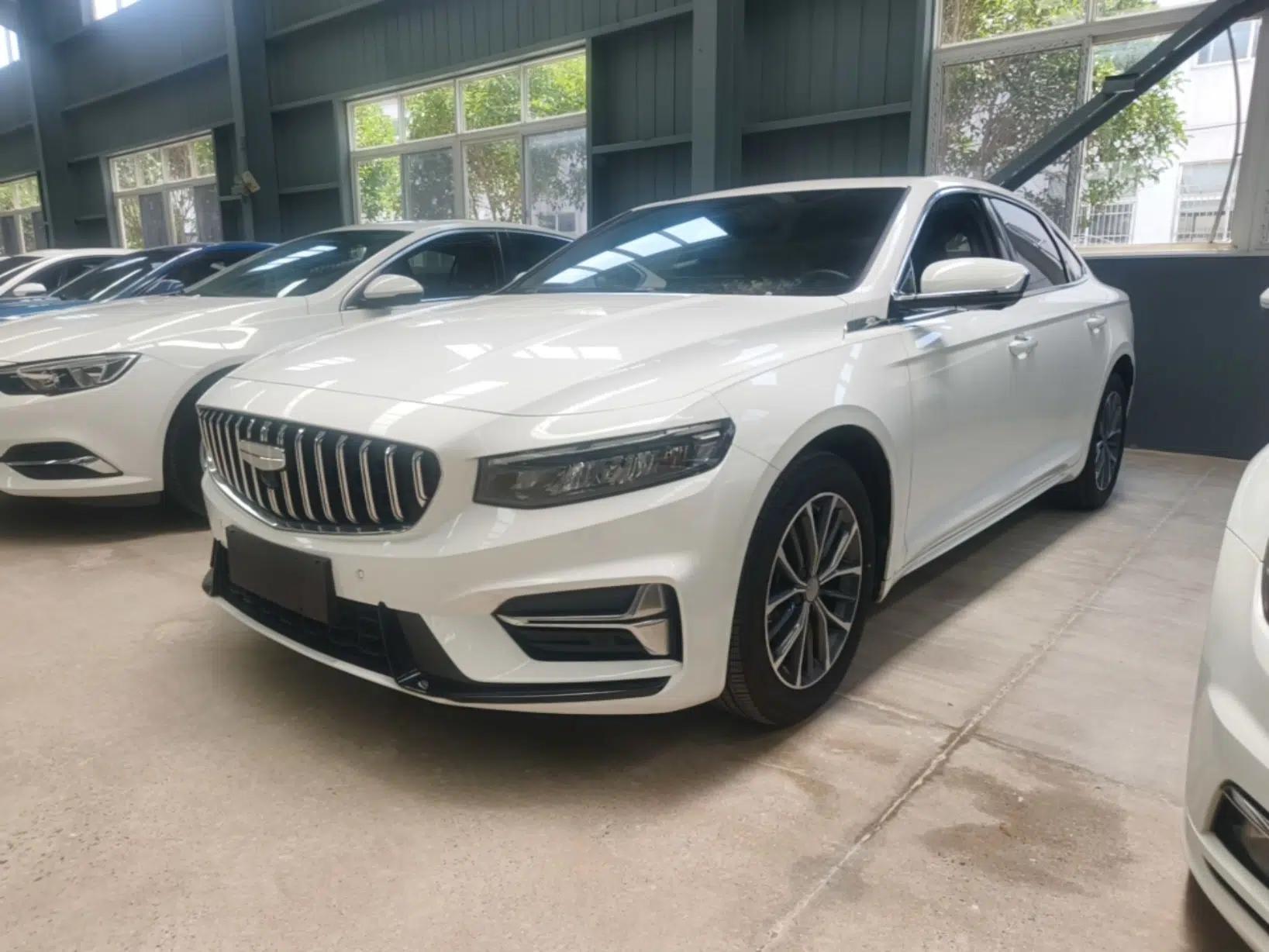 Geely Auto Preface 2025 Dongfang Yao 1.5TD Fuyao Edition — миниатюра 1