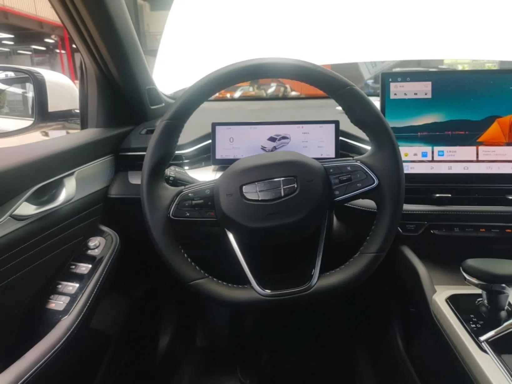 Geely Auto Preface 2025 Dongfang Yao 1.5TD Fuyao Edition — миниатюра 13