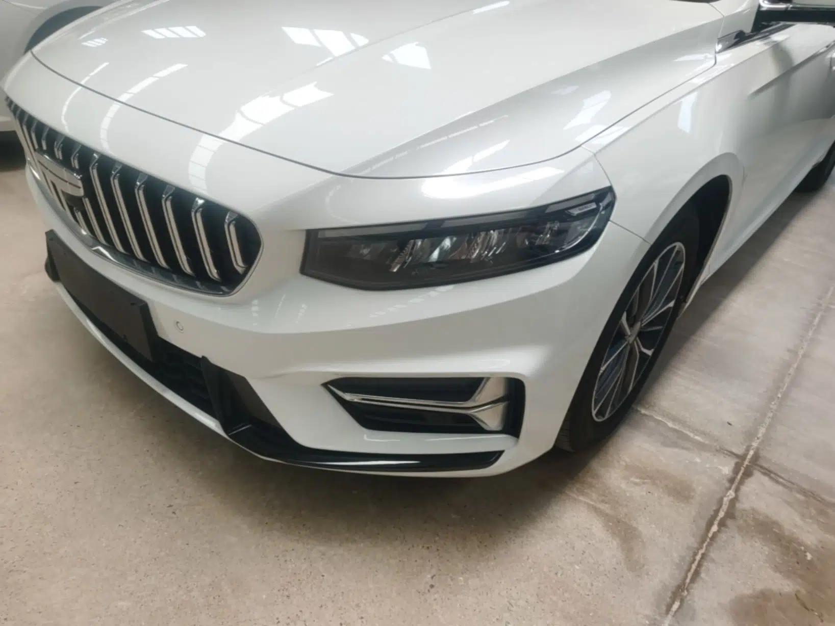 Geely Auto Preface 2025 Dongfang Yao 1.5TD Fuyao Edition — миниатюра 8