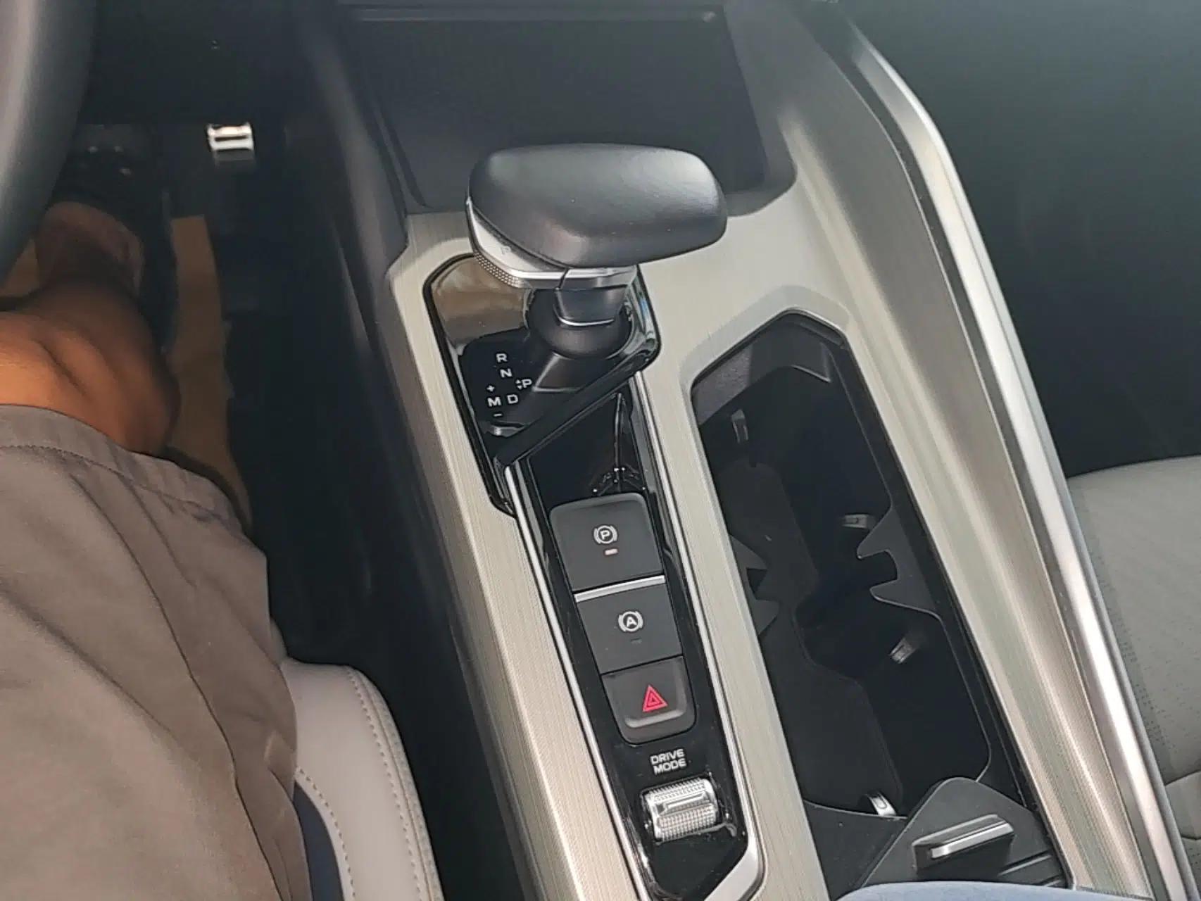Geely Auto Preface 2023 2.0TD Prestige Version — миниатюра 16