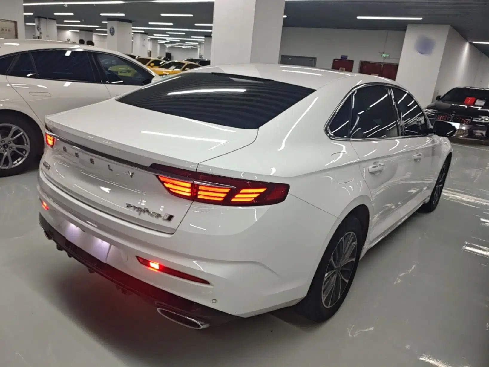 Geely Auto Preface 2023 2.0TD Luxury Version — миниатюра 6
