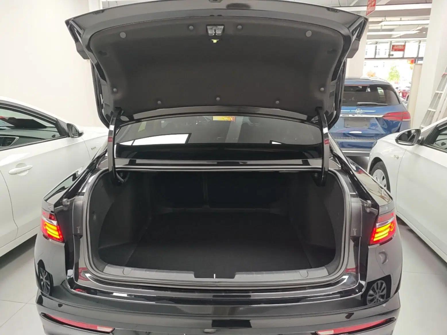 Geely Auto Preface 2021 2.0TD Flagship Edition — миниатюра 22