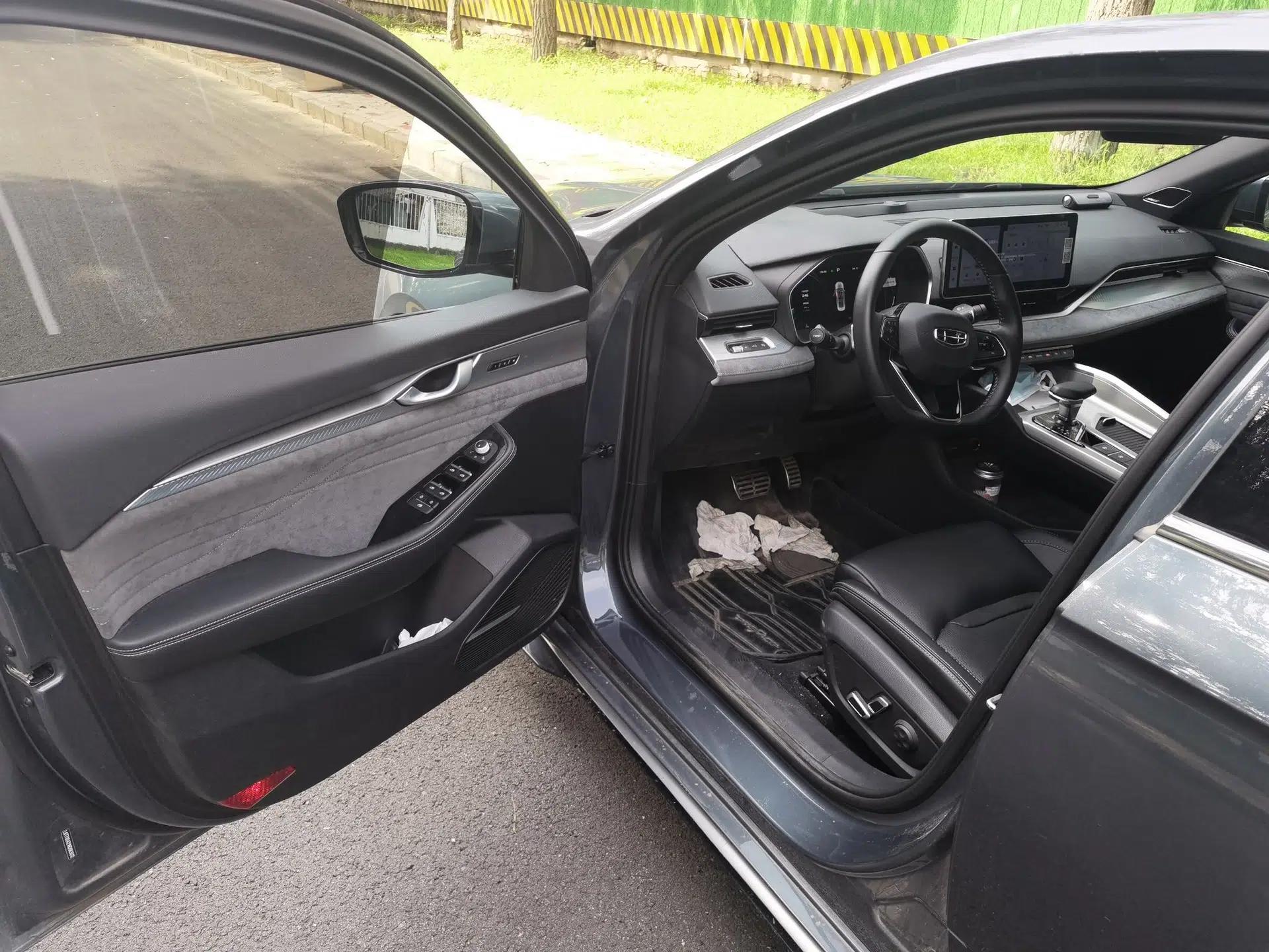 Geely Auto Preface 2023 2.0TD "Only This Verdant Green" Edition — миниатюра 13