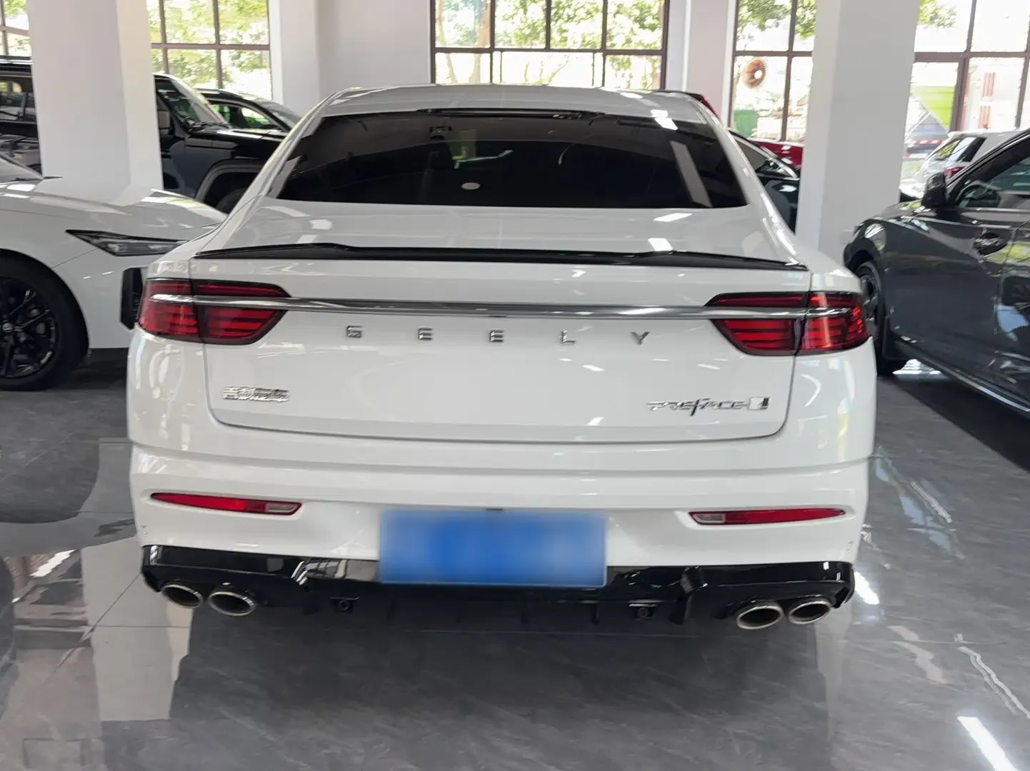 Geely Auto Preface 2025 Dongfang Yao 2.0TD Lanxing Edition — миниатюра 5