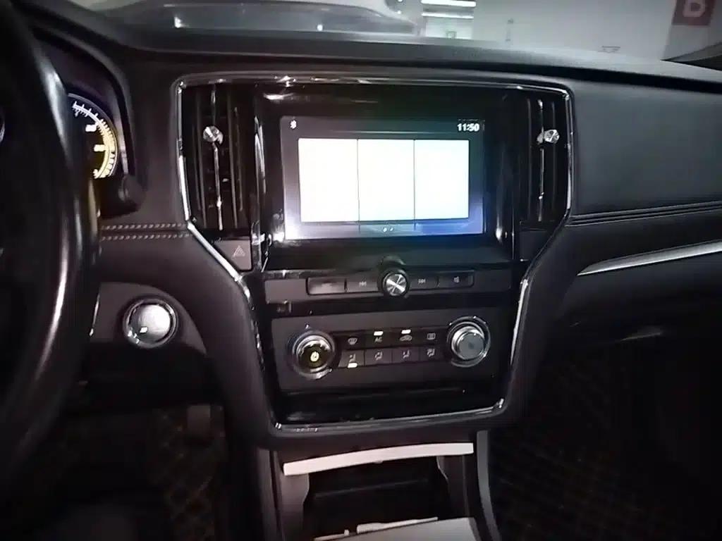 Roewe i6 New Energy 2019 PLUS 50T 4G Connected Glory Luxury Edition — миниатюра 13