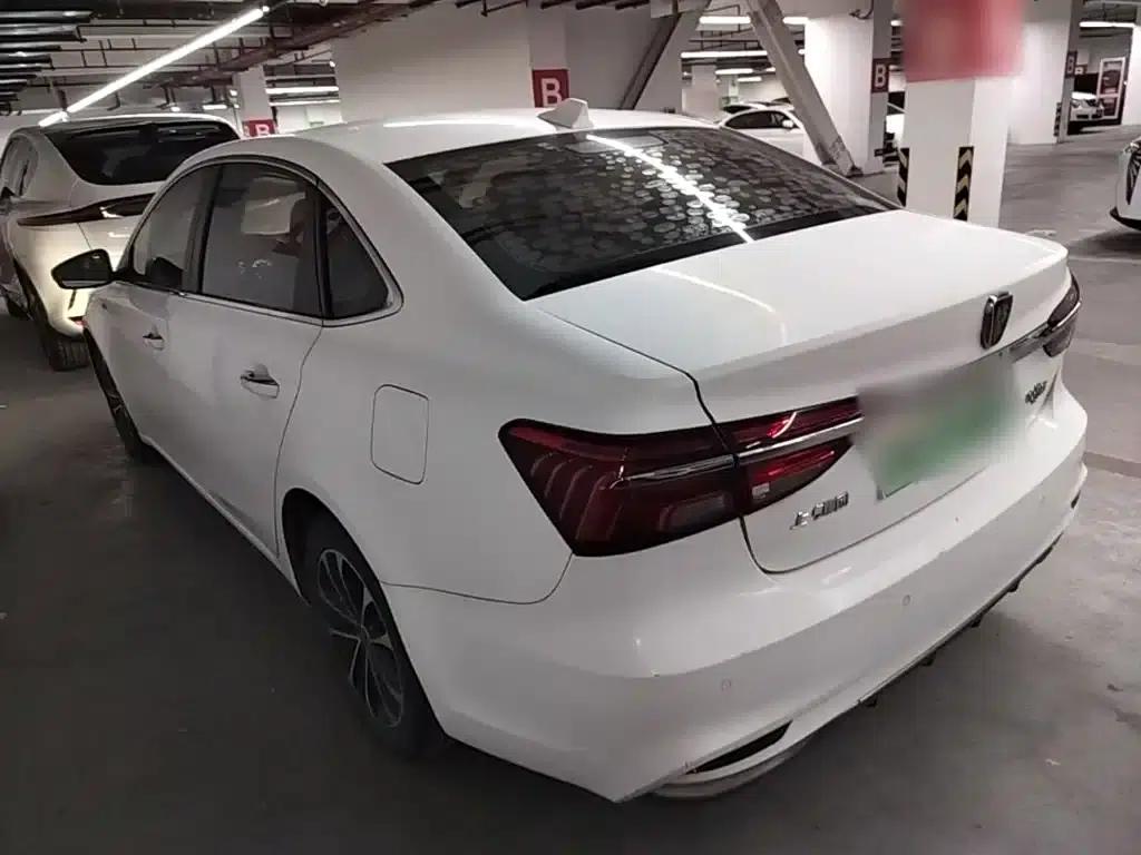Roewe i6 New Energy 2019 PLUS 50T 4G Connected Glory Luxury Edition — миниатюра 5