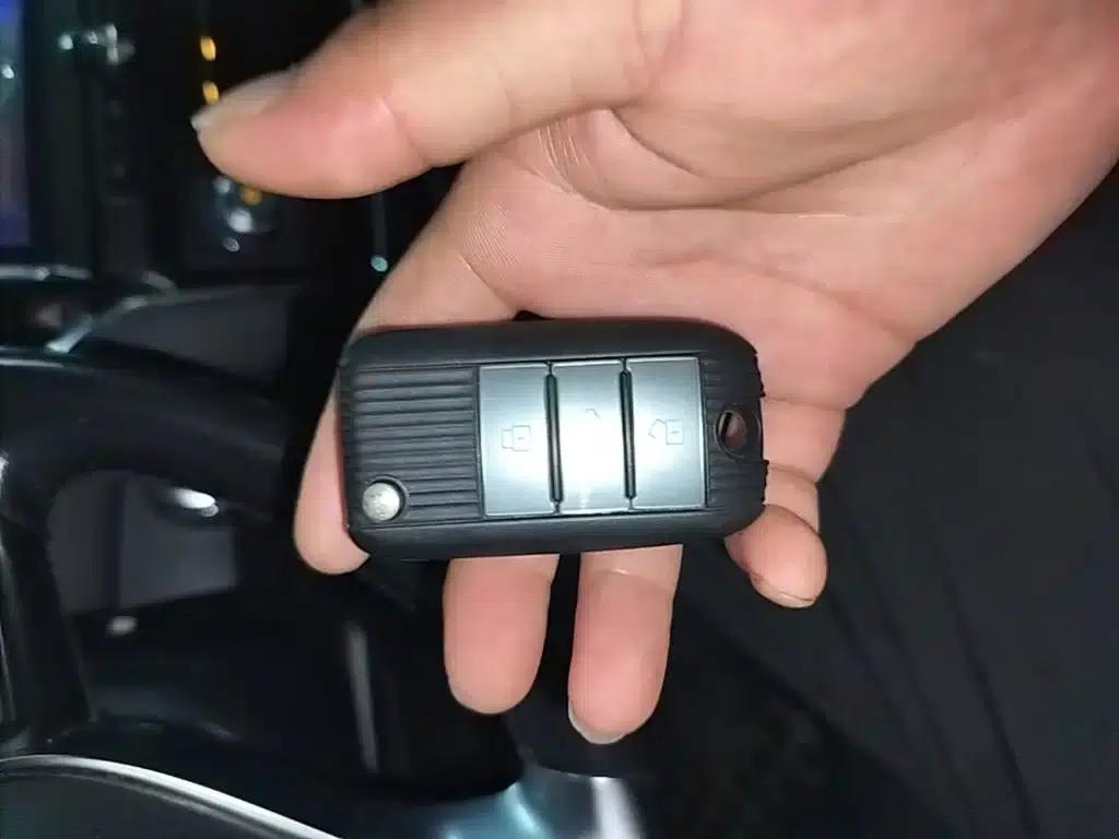 Roewe i6 New Energy 2019 PLUS 50T 4G Connected Glory Luxury Edition — миниатюра 9